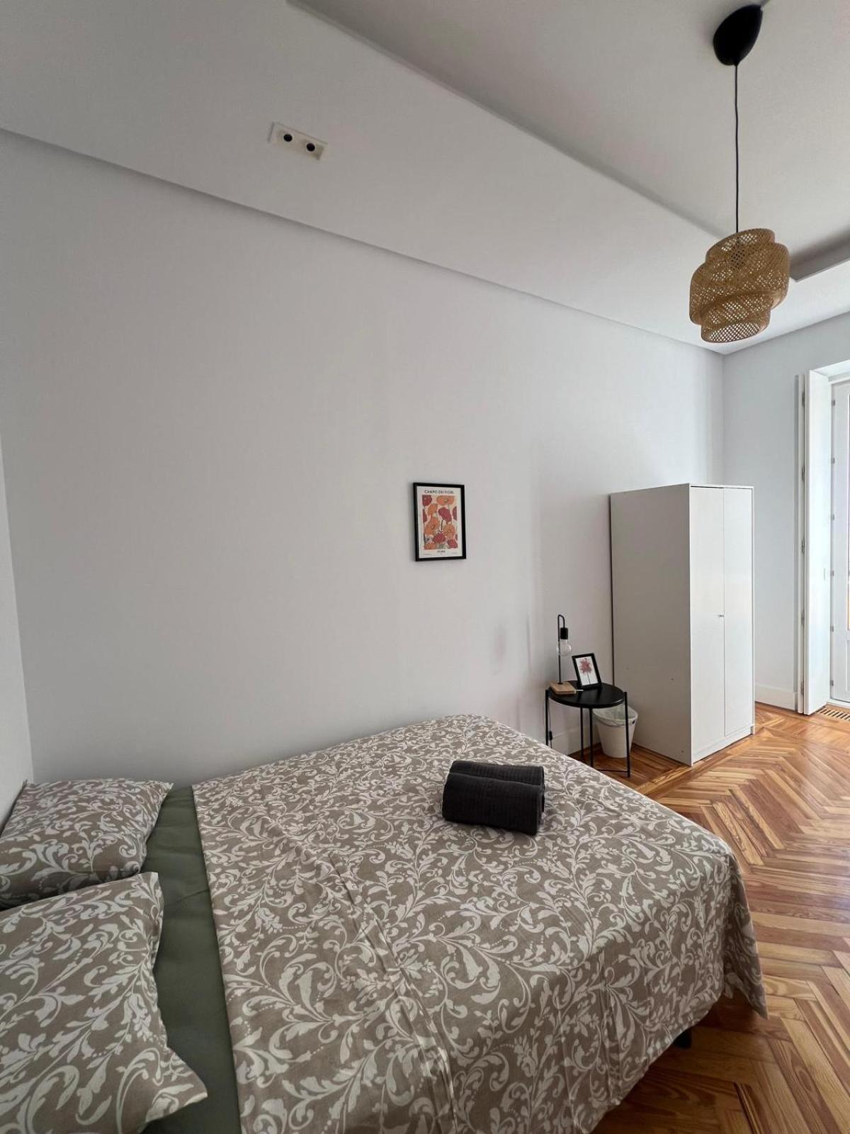 Private Rooms In Magdalena Street Μαδρίτη Εξωτερικό φωτογραφία