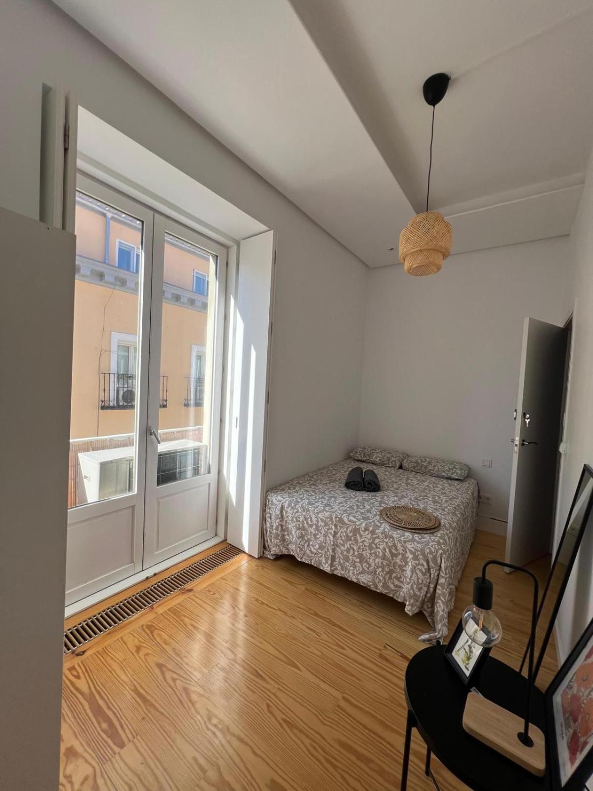 Private Rooms In Magdalena Street Μαδρίτη Εξωτερικό φωτογραφία